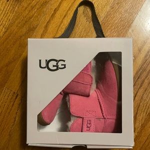 **BRAND NEW** UGG BOOTS